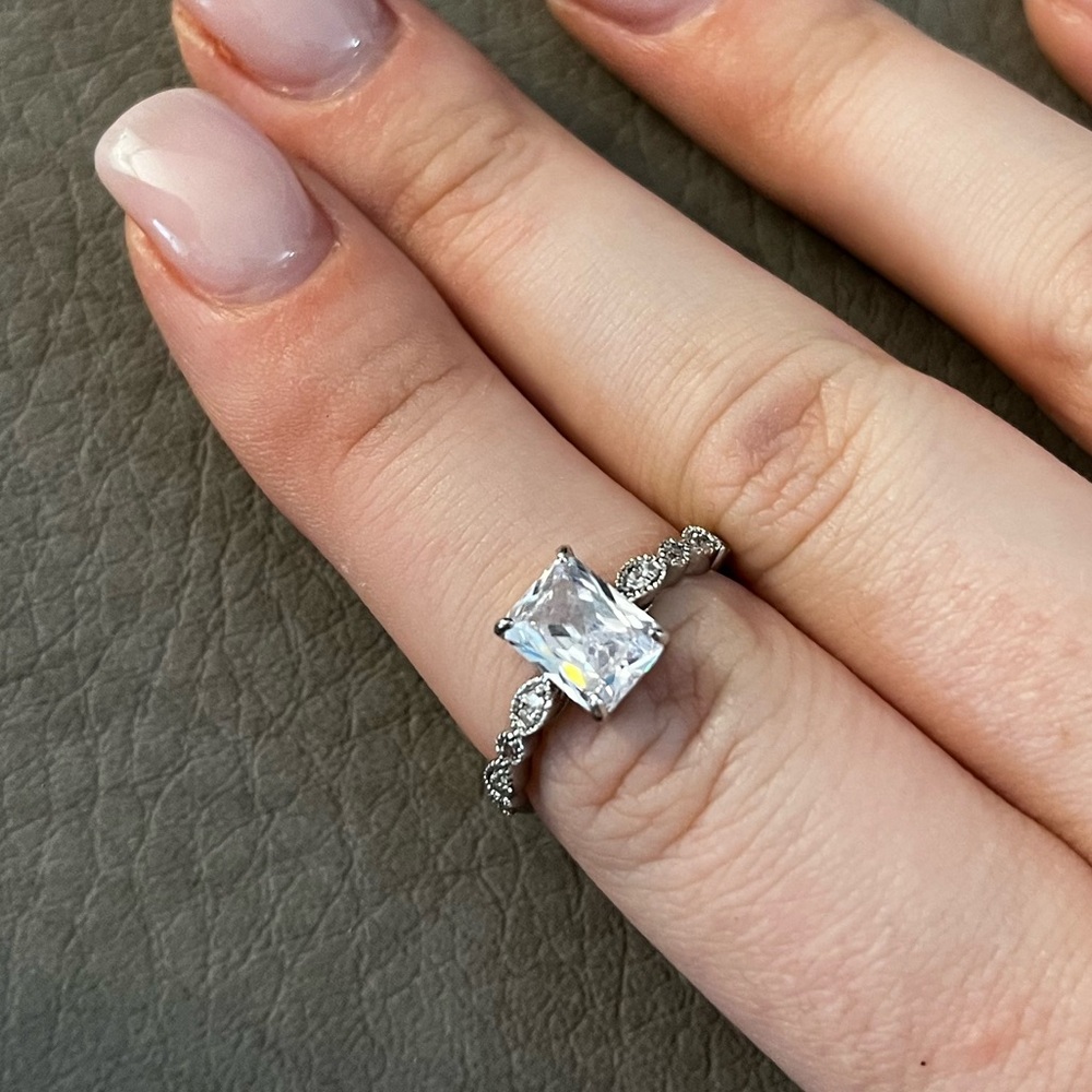 Charmed Aroma | Size 7 Ring